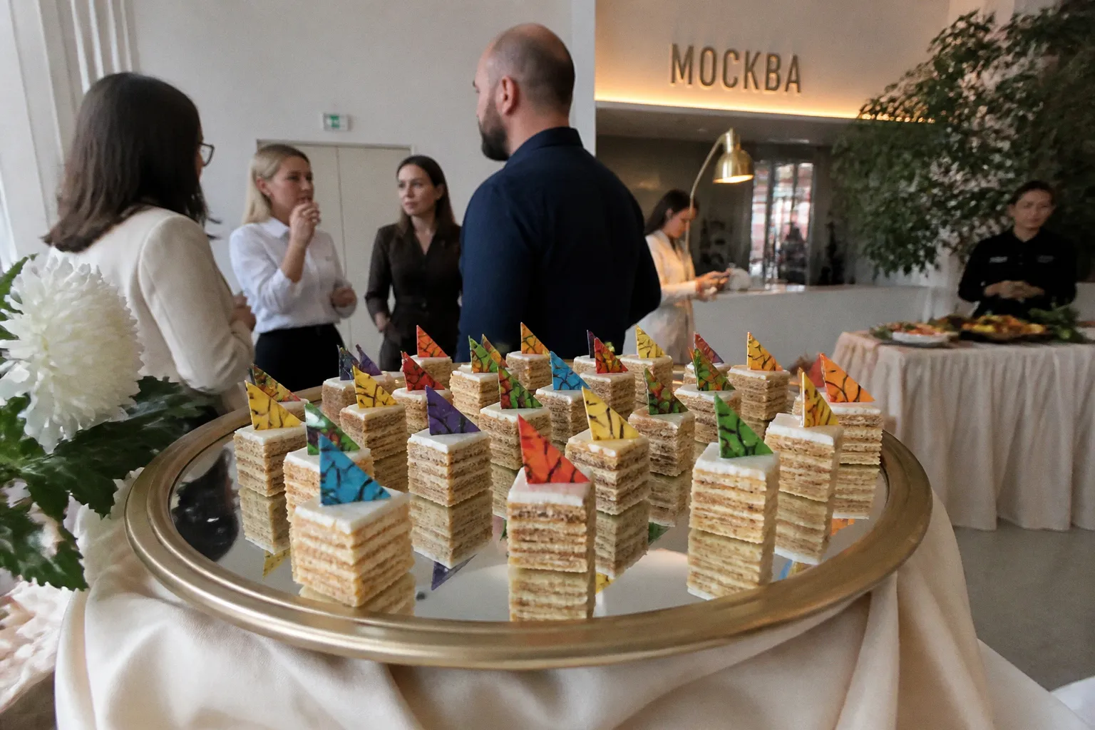 Куда сходить поесть и выпить в Москве: календарь гастрособытий на неделю